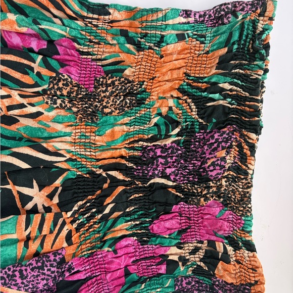 Floral Print Women's dress/skirt. Can be worn either way! - Picture 4 of 4